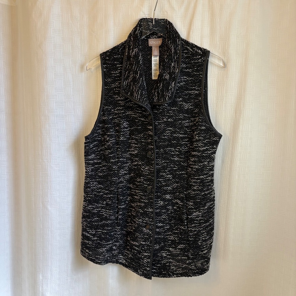 Chicos Black White Textured Knit Vest Button Faux Leather Trim Size 2 Medium
